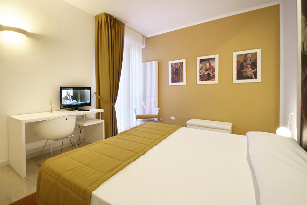 Ferrara Rooms Quarto foto